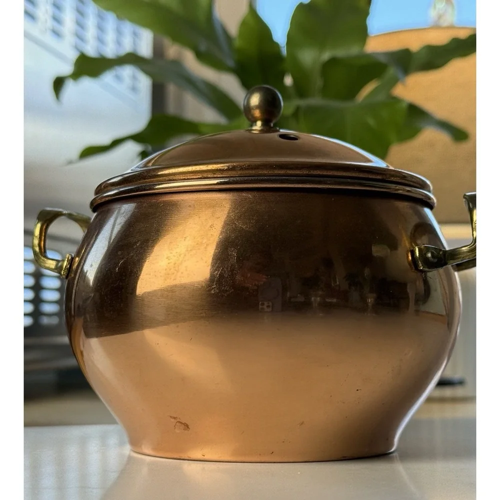 Vintage Copper Potpouri Pot / Garlic Keeper with Lid and Brass Handles